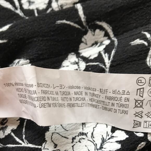 Zara Dark Floral Print Jumpsuit Size XS Long Sleeves V-Neck Going Out Outfit - Picture 12 of 15